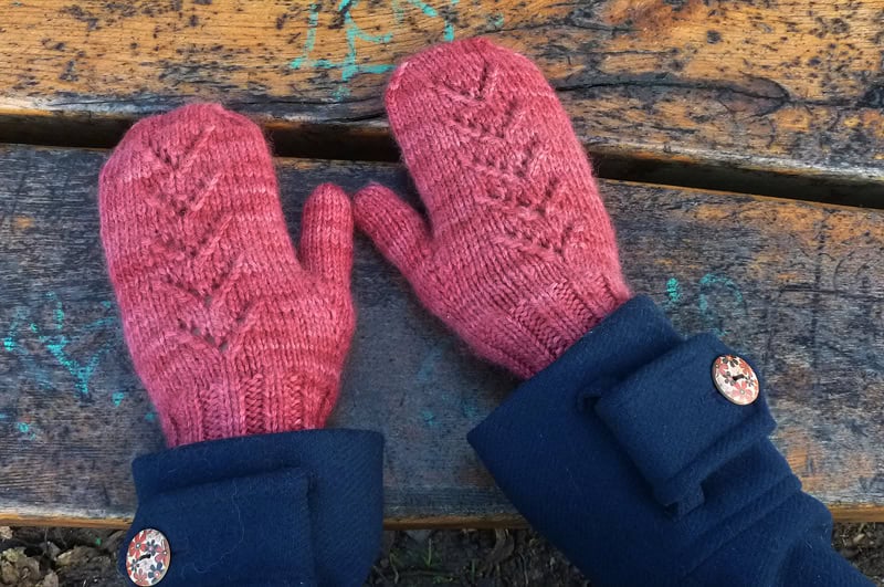 Edith Mittens Knitting Pattern