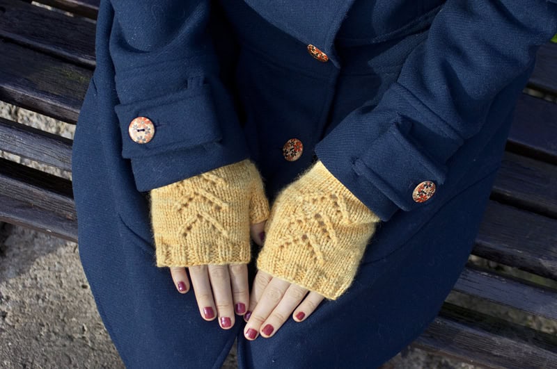 edith fingerless mitts knitting pattern