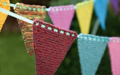 Free Knitted Bunting Pattern!